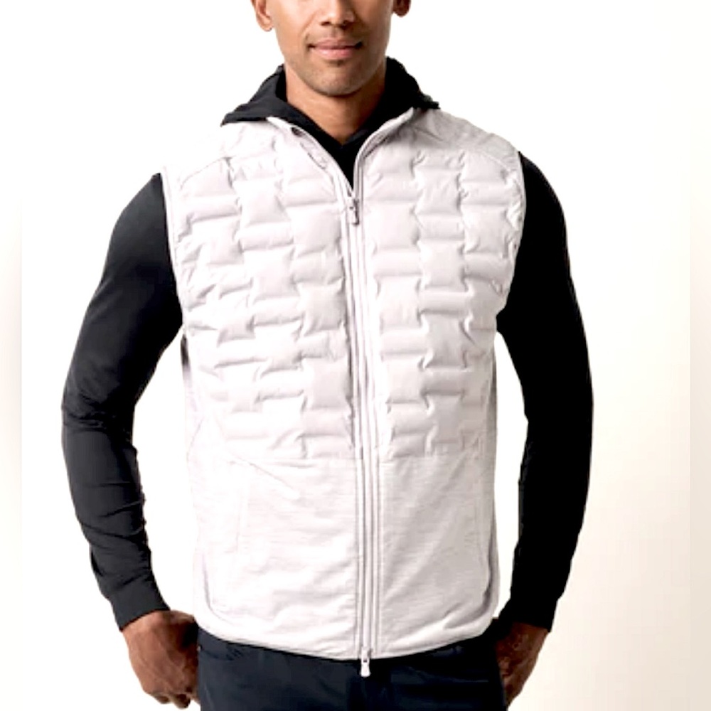 johnnie-O White Quilted Zip Front Vest